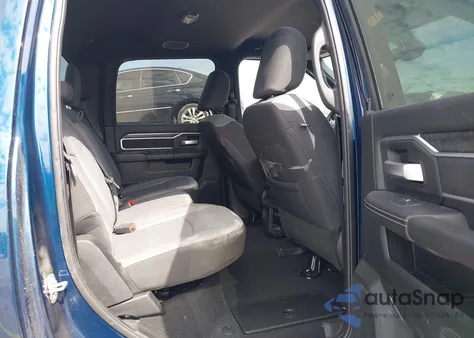 2024 Ram 2500 Big Horn 4X4 6'4 Box z USA, uszkodzony, nr VIN 3C6UR5DJ8RG413016